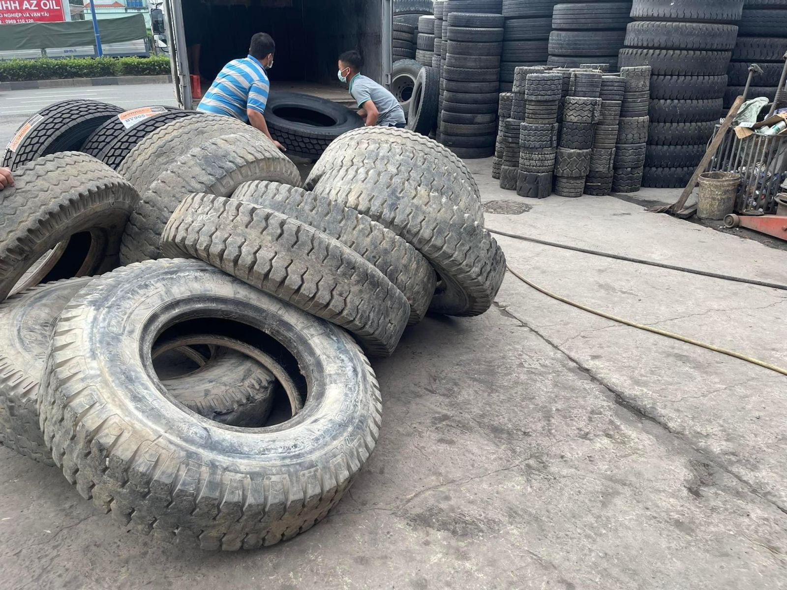 GIÁ LỐP XE Ô TÔ ( VỎ XE) TẢI CŨ CÓ GIÁ BAO NHIÊU - ĐỊA CHỈ MUA LỐP XE TẢI CŨ UY TÍN NHẤT BÌNH DƯƠNG